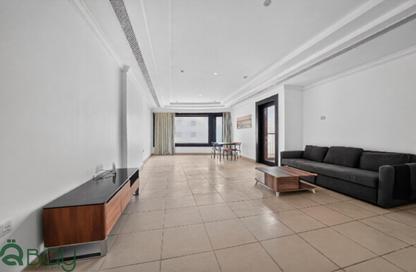 Apartment - 1 Bedroom - 2 Bathrooms for rent in East Porto Drive - Porto Arabia - The Pearl Island - Doha