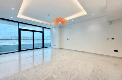 Apartment - 2 Bedrooms - 3 Bathrooms for rent in Marina Tower 02 - Marina District - Lusail