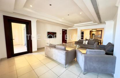 Apartment - 1 Bedroom - 2 Bathrooms for sale in East Porto Drive - Porto Arabia - The Pearl Island - Doha Apartment - 1 Bedroom - 2 Bathrooms for sale in East Porto Drive - Porto Arabia - The Pearl Island - Doha