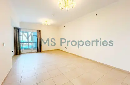 Apartment - 2 Bedrooms - 3 Bathrooms for rent in Marina District - Lusail