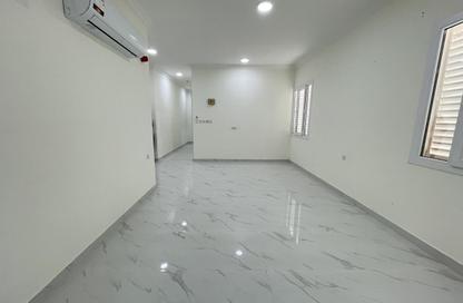 Apartment - 2 Bedrooms - 2 Bathrooms for rent in Old Airport Road - Old Airport Road - Doha Apartment - 2 Bedrooms - 2 Bathrooms for rent in Old Airport Road - Old Airport Road - Doha