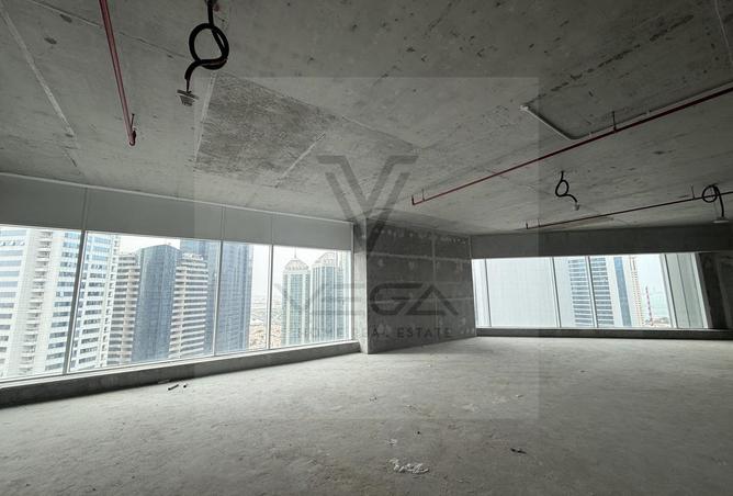 60611705 - Property Image 2