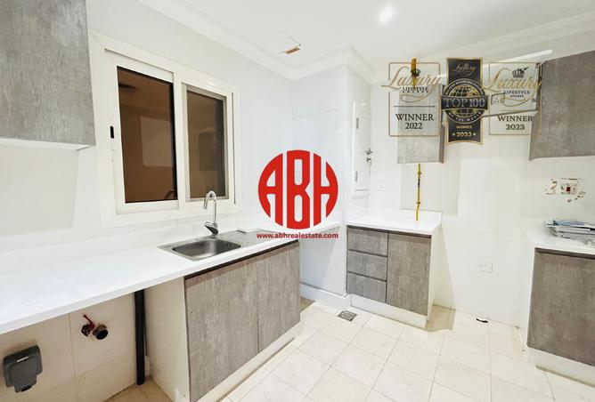 54200227 - Property Image 2