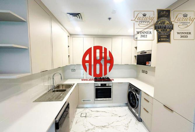 983129 - Property Image 3