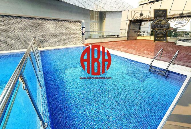 983129 - Property Image 2