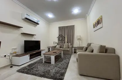 Apartment - 2 Bedrooms - 2 Bathrooms for rent in Al Nasr Street - Al Nasr - Doha