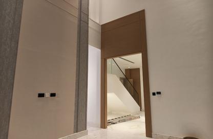 Villa - 5 - 6 for rent in Al Kheesa - Al Kheesa - Umm Salal Mohammed