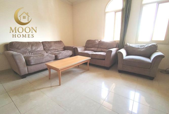 999641 - Property Image 2