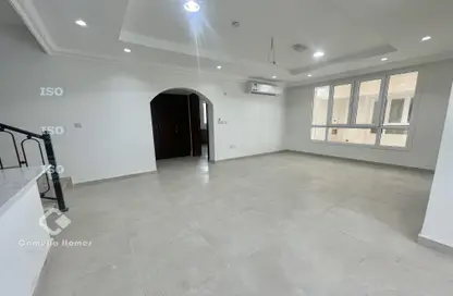 فيلا - 5 غرف نوم - 6 حمامات للايجار في وادي المرخ - مريخ - المريخ - الدوحة