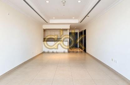 Apartment - Studio - 1 for rent in East Porto Drive - Porto Arabia - The Pearl Island - Doha