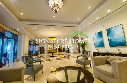 Apartment - 1 Bedroom - 2 Bathrooms for sale in West Porto Drive - Porto Arabia - The Pearl Island - Doha