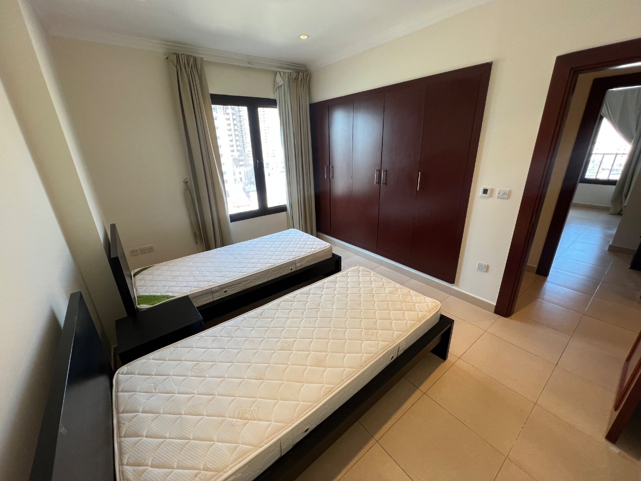 Furnished 2 Bedroom Apartment in The Pearl-Qatar thumbnail 9