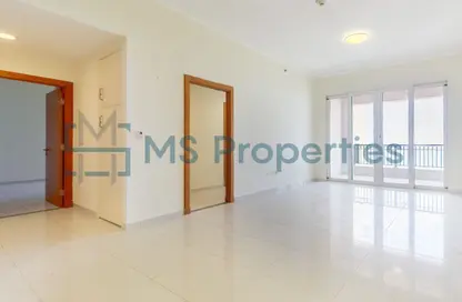 Apartment - 2 Bedrooms - 3 Bathrooms for sale in Viva West - Viva Bahriyah - The Pearl Island - Doha