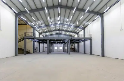 Warehouse - Studio - 7+ Bathrooms for rent in East Industrial Street - Birkat Al Awamer - Al Wakra