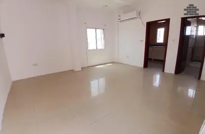Apartment - Studio - 1 Bathroom for rent in Umm Ghuwailina 4 - Umm Ghuwailina - Doha