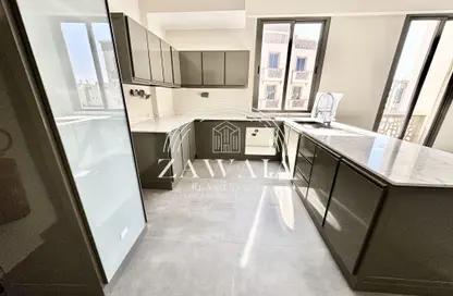 Apartment - 2 Bedrooms - 3 Bathrooms for rent in Bin Omran - Fereej Bin Omran - Doha