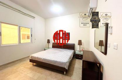 Apartment - 2 Bedrooms - 3 Bathrooms for rent in Al Sadd Road - Al Sadd - Doha