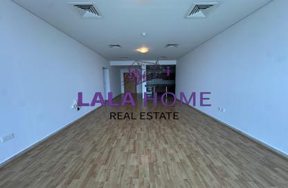 Apartment - 2 Bedrooms - 3 Bathrooms for rent in Zig Zag Tower A - Zig Zag Towers - West Bay - Doha
