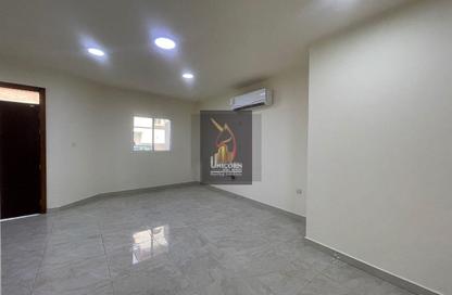 مجمع سكني - 6 غرف نوم - 6 حمامات للايجار في شارع  بو هامو - أبو هامور - الدوحة