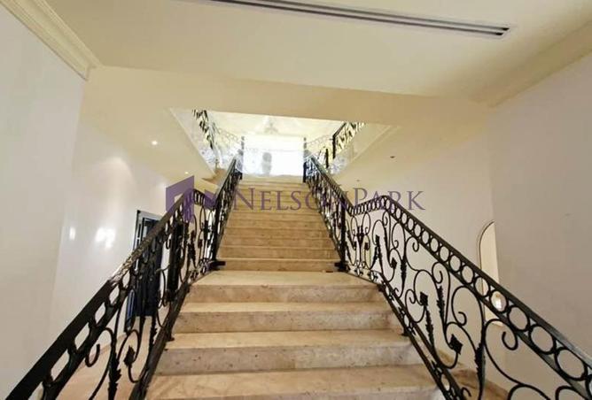 60503485 - Property Image 2