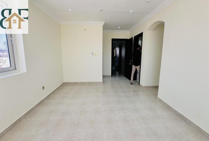 53333702 - Property Image 2