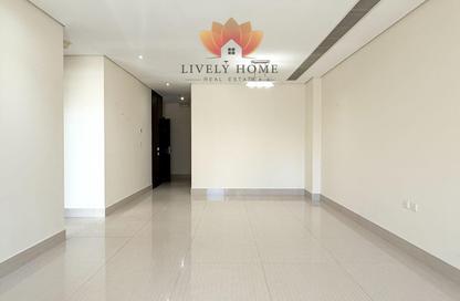 Apartment - 2 - 2 for rent in Marina Tower 23 - Marina District - Lusail Apartment - 2 - 2 for rent in Marina Tower 23 - Marina District - Lusail