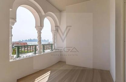 Apartment - 2 Bedrooms - 3 Bathrooms for rent in Viva West - Viva Bahriyah - The Pearl Island - Doha