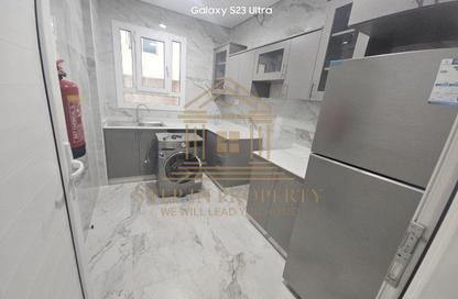 Apartment - 2 Bedrooms - 3 Bathrooms for rent in Al Nasr Street - Al Nasr - Doha