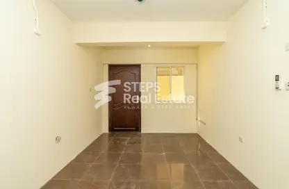 سكن عمال - استوديو - 8 حمامات للايجار في المنطقة الصناعية 4 - المنطقة الصناعية - المنطقة الصناعية - الدوحة