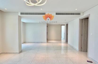 Apartment - 2 Bedrooms - 3 Bathrooms for rent in Rivan Building - Al Erkyah City - Lusail