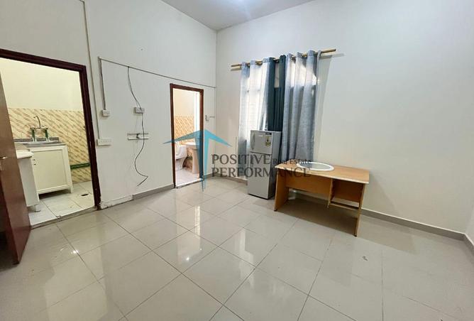 56670168 - Property Image 2