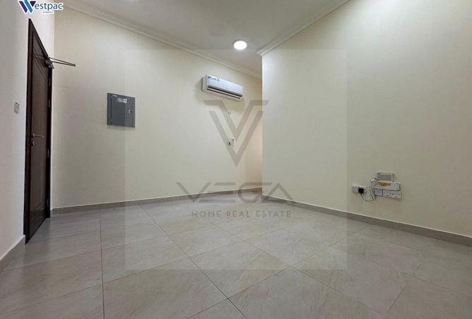 54926462 - Property Main Image