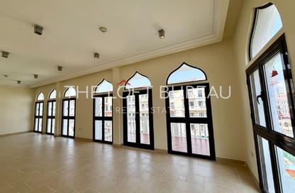 Apartment - 3 Bedrooms - 5 Bathrooms for rent in Carnaval - Qanat Quartier - The Pearl Island - Doha Apartment - 3 Bedrooms - 5 Bathrooms for rent in Carnaval - Qanat Quartier - The Pearl Island - Doha