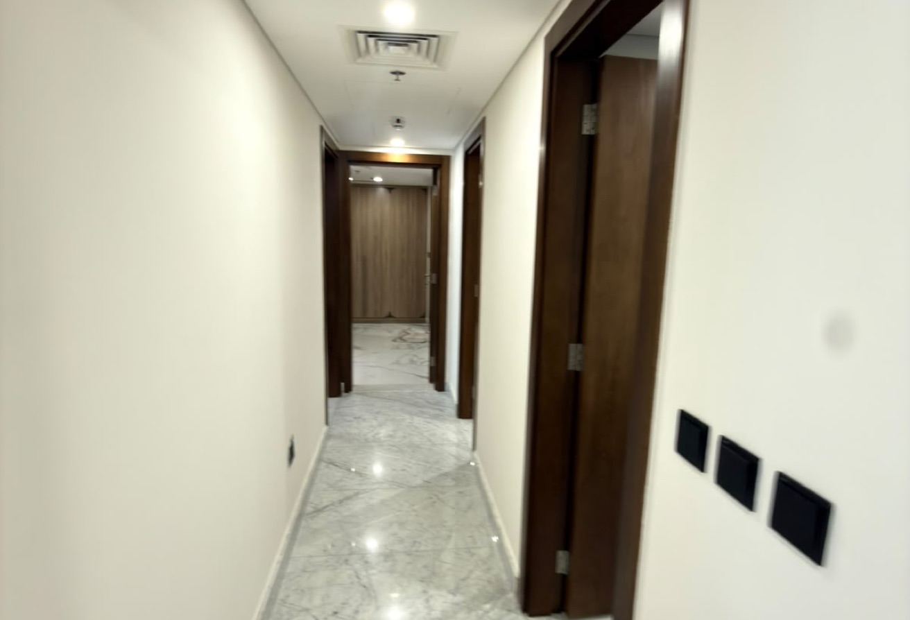 ELEGANT FULLY FURNISHED 2+MAID WITH BIG BALCONY thumbnail 2