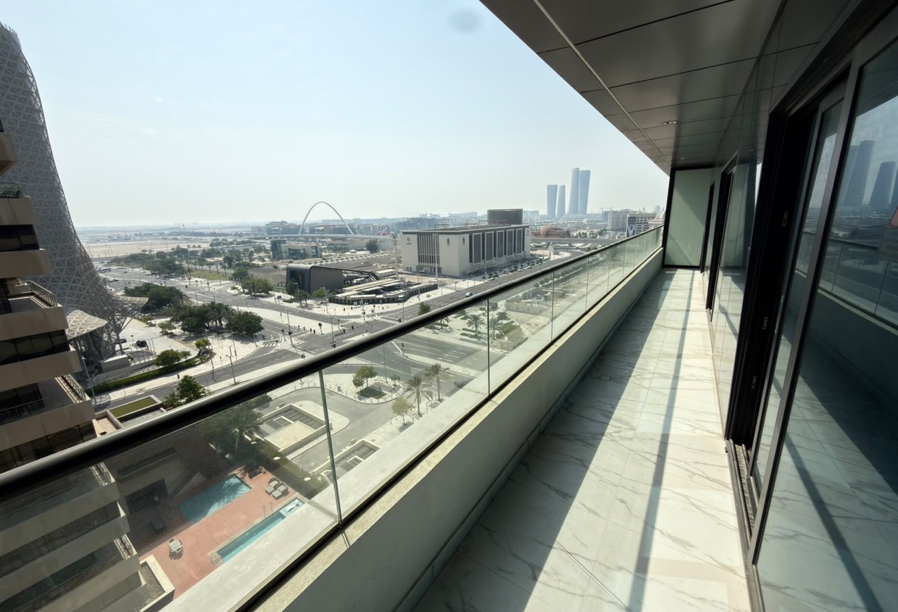 ELEGANT FULLY FURNISHED 2+MAID WITH BIG BALCONY thumbnail 3