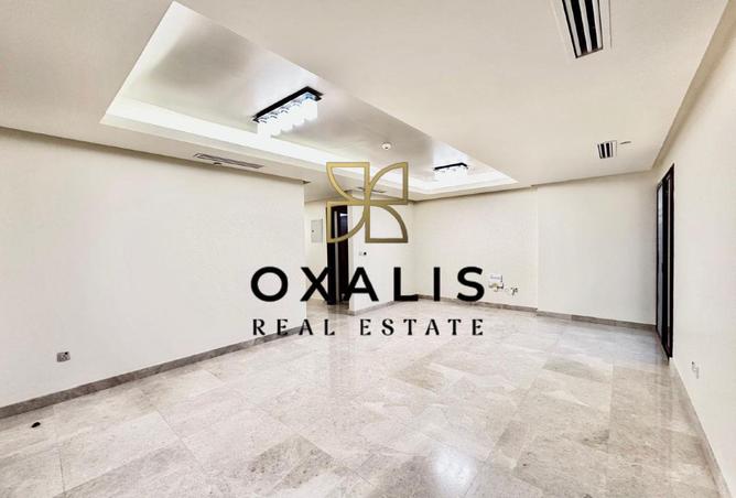 1028072 - Property Main Image