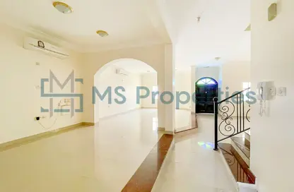 Villa - 5 Bedrooms - 5 Bathrooms for rent in Street 870 - Al Duhail South - Al Duhail - Doha