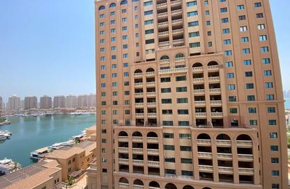 Apartment - 1 Bedroom - 2 Bathrooms for rent in East Porto Drive - Porto Arabia - The Pearl Island - Doha