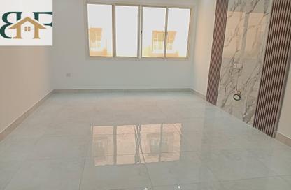 Apartment - 2 Bedrooms - 3 Bathrooms for rent in Al Mansoura - Al Mansoura - Doha