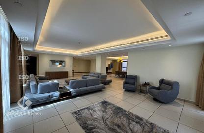 Apartment - 4 Bedrooms - 5 Bathrooms for rent in West Bay - West Bay - Doha
