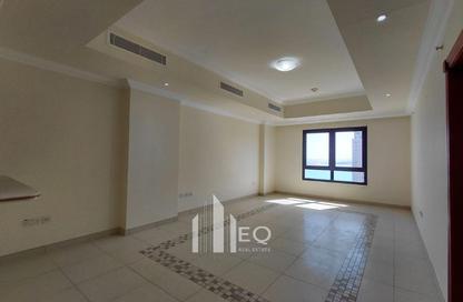 Apartment - 1 Bedroom - 2 Bathrooms for rent in East Porto Drive - Porto Arabia - The Pearl Island - Doha
