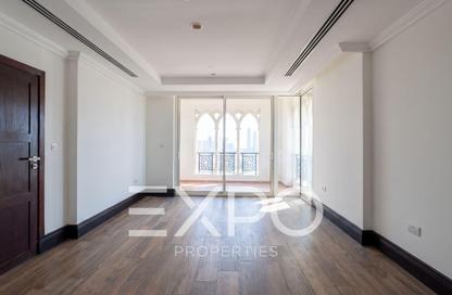 Apartment - 2 Bedrooms - 3 Bathrooms for rent in Viva West - Viva Bahriyah - The Pearl Island - Doha