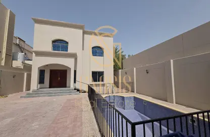 فيلا - 5 غرف نوم - 6 حمامات للايجار في شارع المطار القديم - طريق المطار القديم - الدوحة