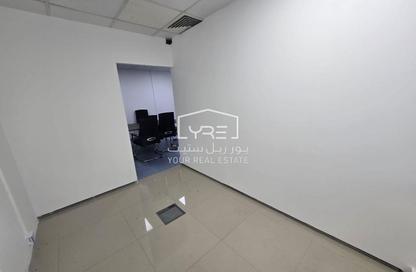 Office Space - 3 Bedrooms - 2 Bathrooms for rent in Bliss Gardens - New Salata - Salata - Doha