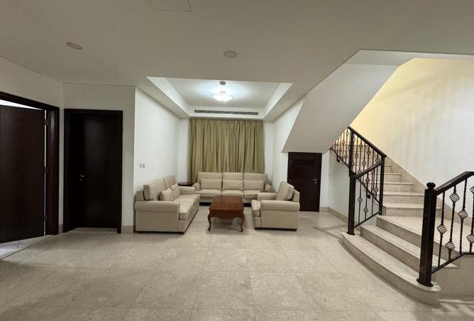 53004563 - Property Image 3