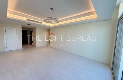 Apartment - 2 Bedrooms - 4 Bathrooms for sale in Crystal Residence - Gewan Island - The Pearl Island - Doha