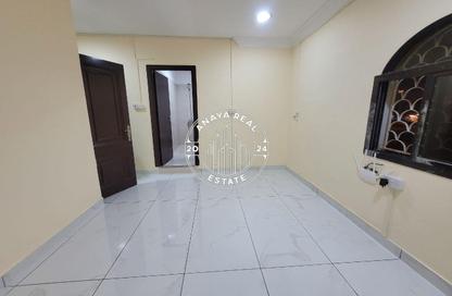 Villa - Studio - 1 Bathroom for rent in Hazm Al Markhiya - Doha