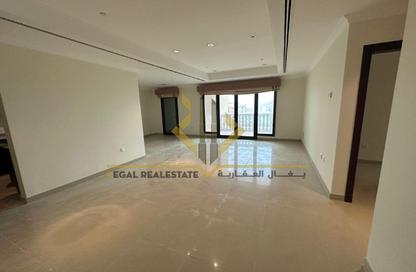 Apartment - 2 - 3 for sale in East Porto Drive - Porto Arabia - The Pearl Island - Doha Apartment - 2 - 3 for sale in East Porto Drive - Porto Arabia - The Pearl Island - Doha