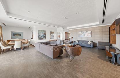 Apartment - 2 Bedrooms - 3 Bathrooms for rent in East Porto Drive - Porto Arabia - The Pearl Island - Doha