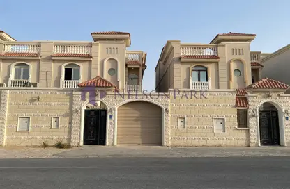 فيلا - 7 حمامات للايجار في أم صلال محمد - مدينة أم صلال - الدوحة
